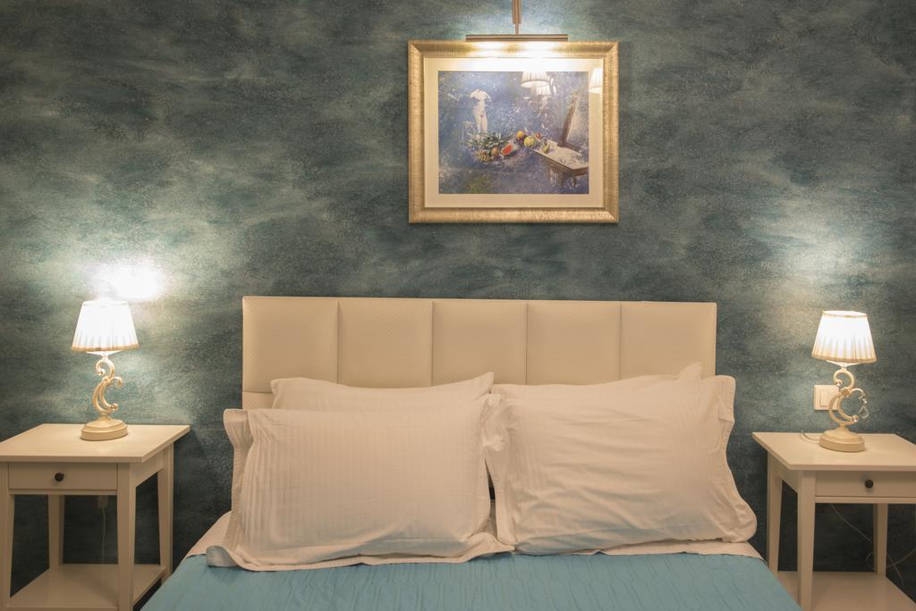 Villa Rose Тира Экстерьер фото