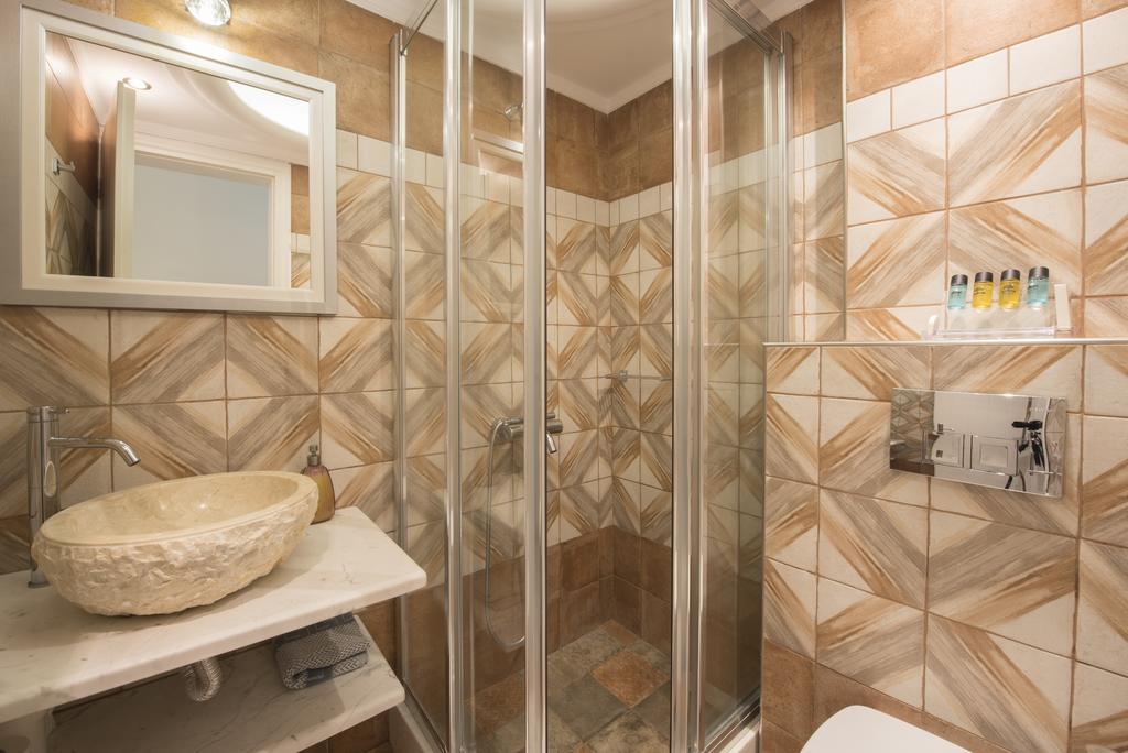 Villa Rose Тира Экстерьер фото